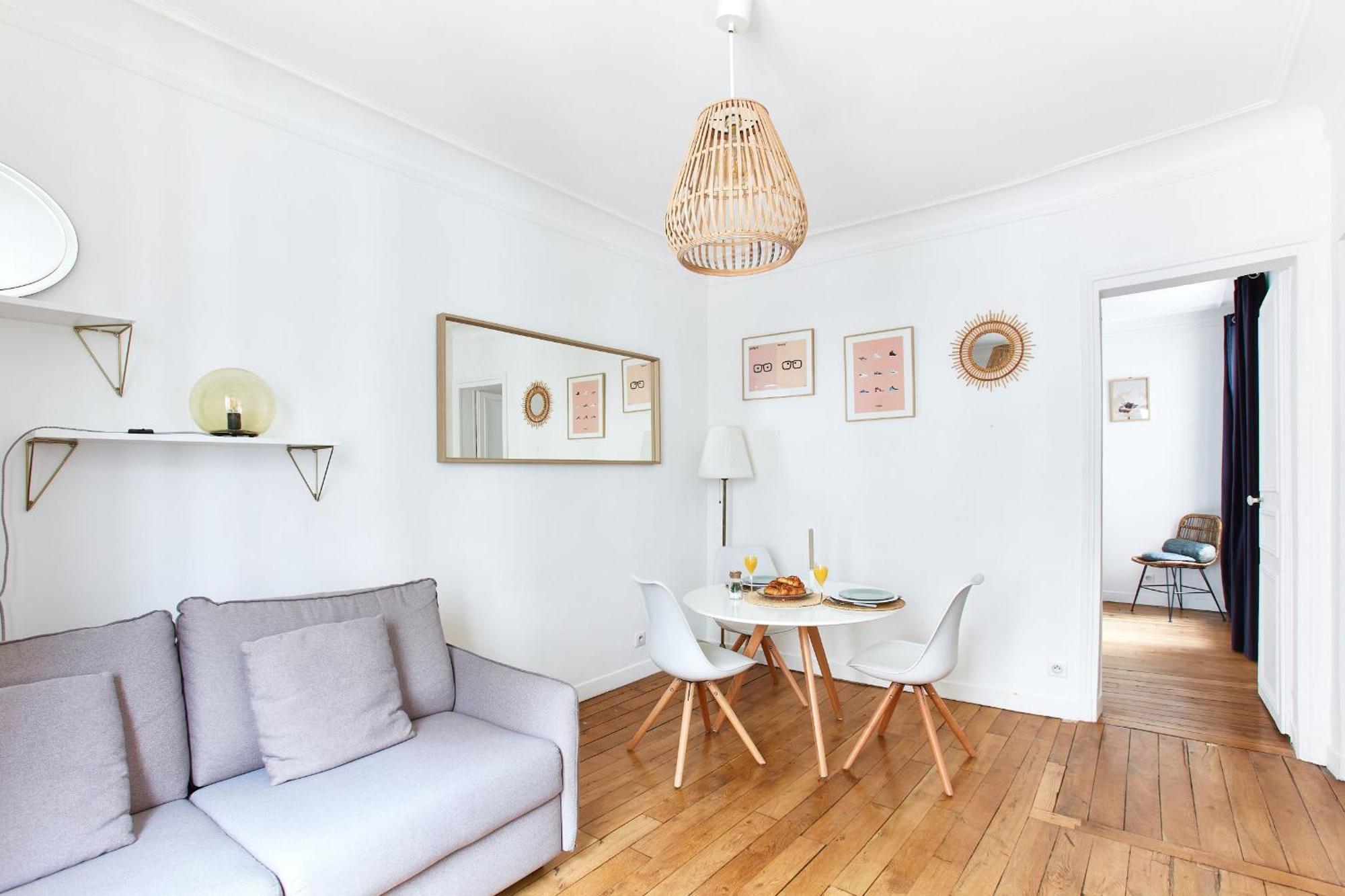 Montmartre & Rue Durantin - 1Br - Cityapartmentstay Παρίσι Εξωτερικό φωτογραφία